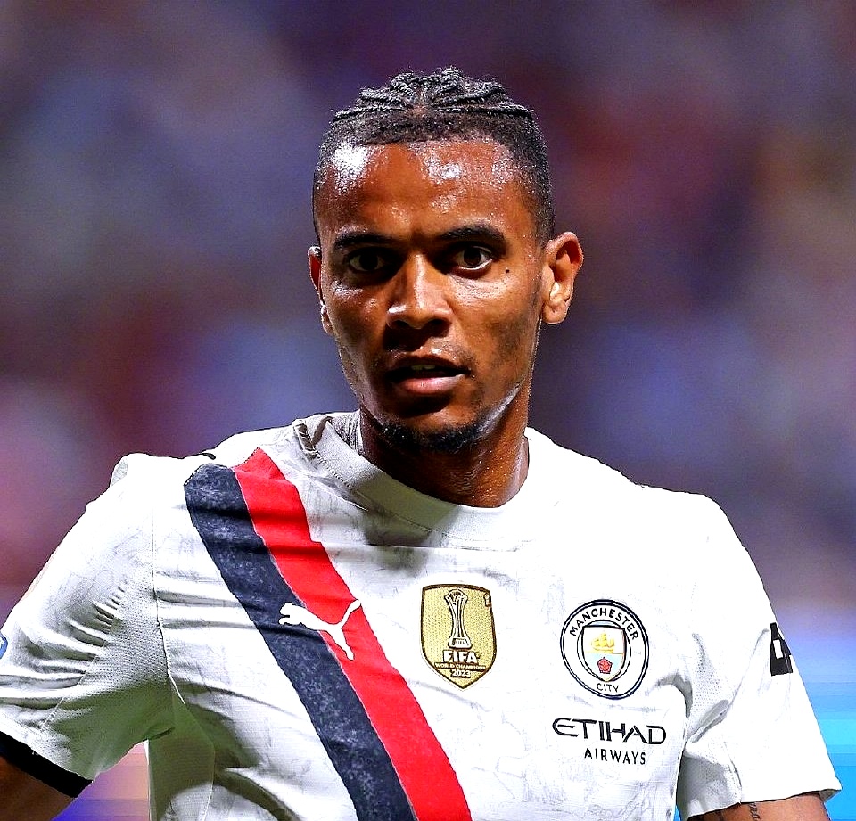 切尔西转会期状态回暖；志在英超名次提升；管理层满意；轮换策略成焦点